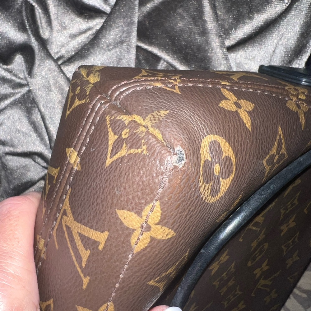 Louis Vuitton Monogram Macassar Magnetic Messenger - Picture 7 of 14